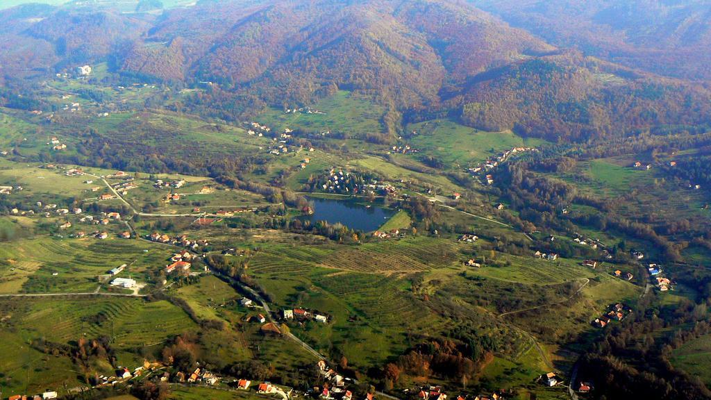 نوفا بانا Penzion Tajch المظهر الخارجي الصورة